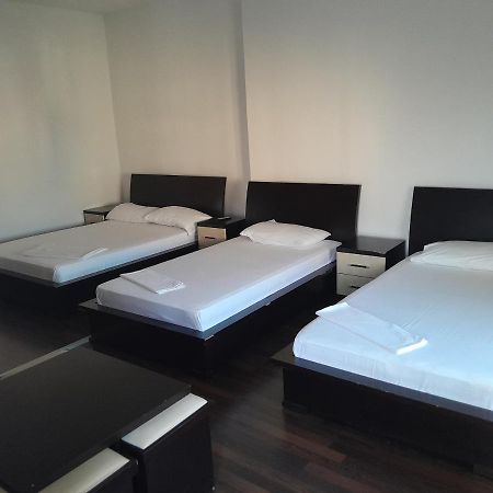 Hotel Yjet Pogradec Exterior foto